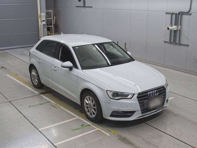 AUDI A3 2016