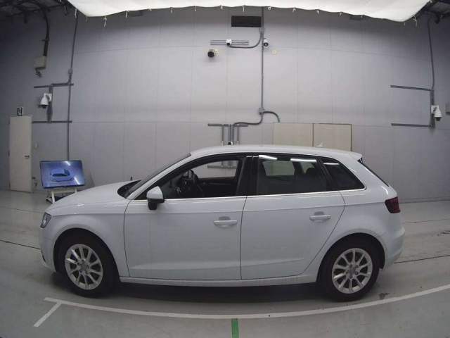 AUDI A3 2016