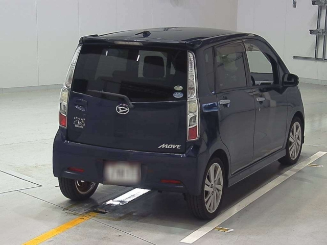 DAIHATSU MOVE 2011