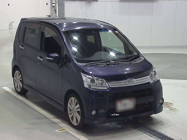 DAIHATSU MOVE 2011