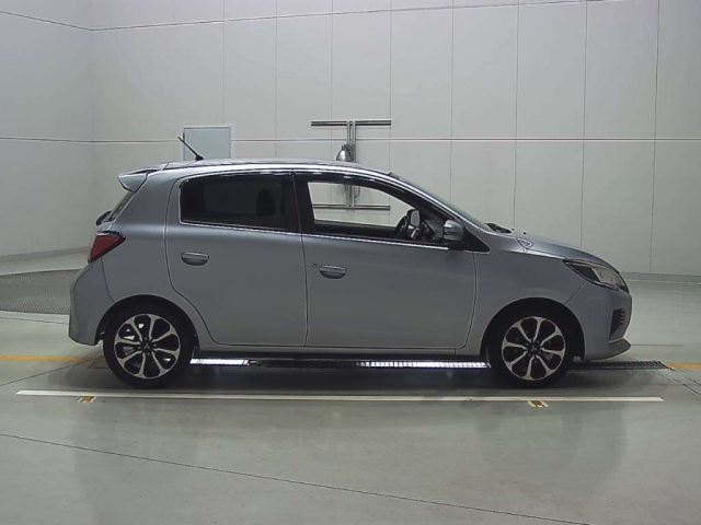 MITSUBISHI MIRAGE 2020
