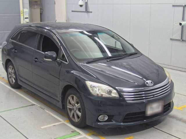 TOYOTA MARK X ZIO 2012