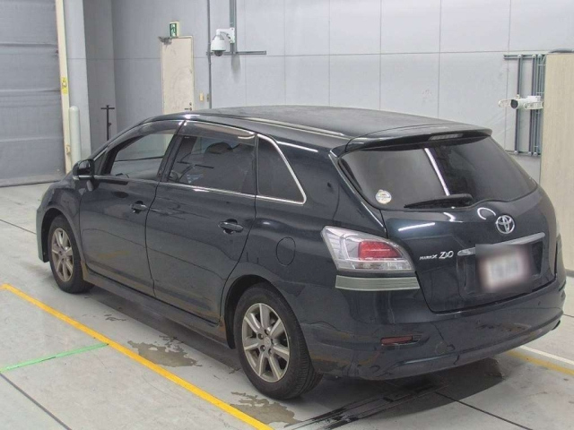 TOYOTA MARK X ZIO 2012