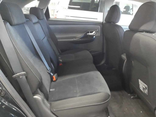 TOYOTA MARK X ZIO 2012