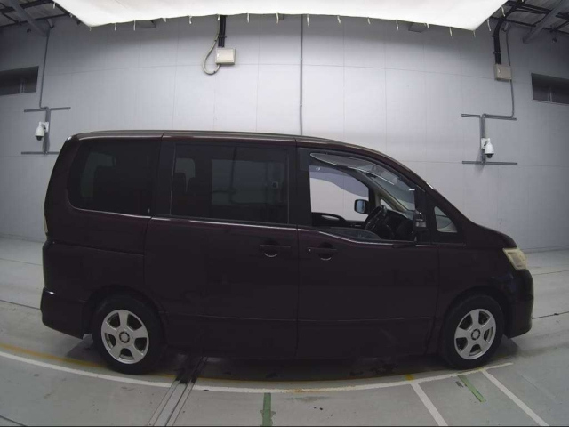 NISSAN SERENA 2009