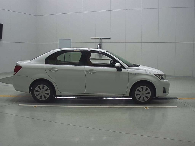 TOYOTA COROLLA AXIO 2014