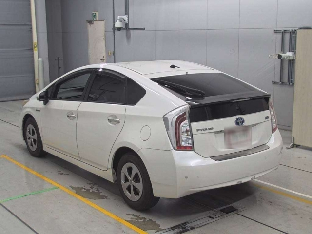 TOYOTA PRIUS 2013