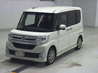 DAIHATSU TANTO 2015