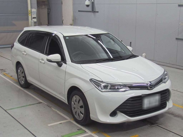 TOYOTA COROLLA FIELDER 2015