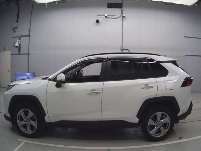 TOYOTA RAV4 2020