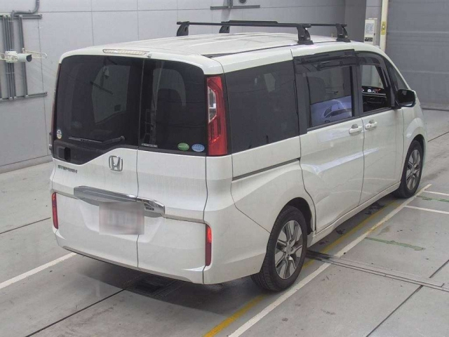 HONDA STEP WAGON 2016
