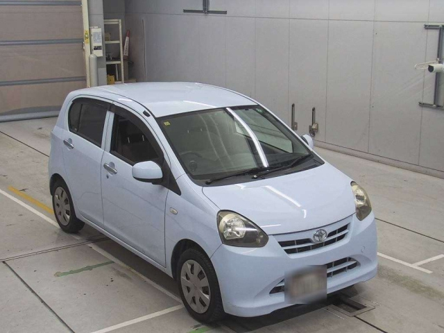 TOYOTA PIXIS EPOCH 2012