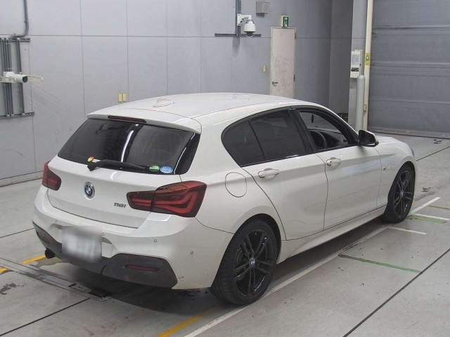 BMW 1 SERIES 2018