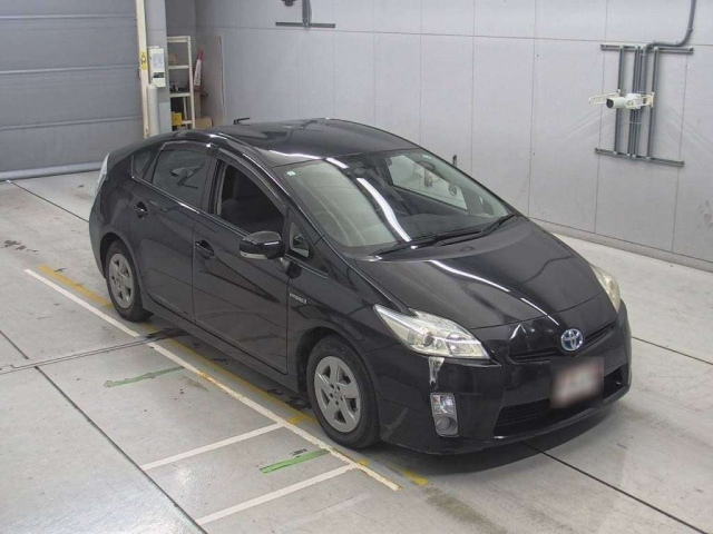 TOYOTA PRIUS 2011