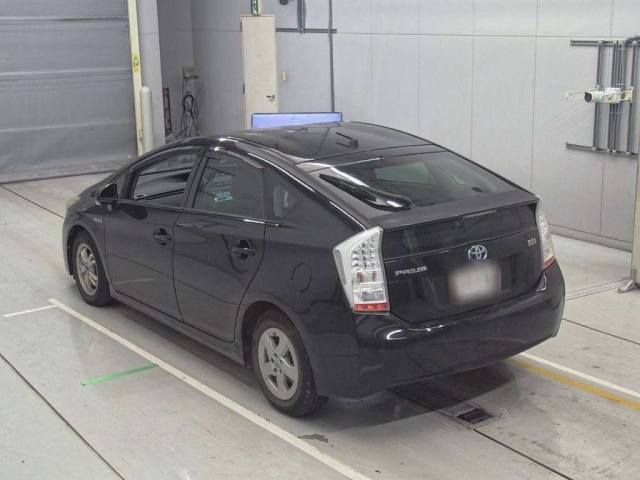 TOYOTA PRIUS 2011