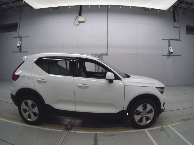 VOLVO XC40 2020