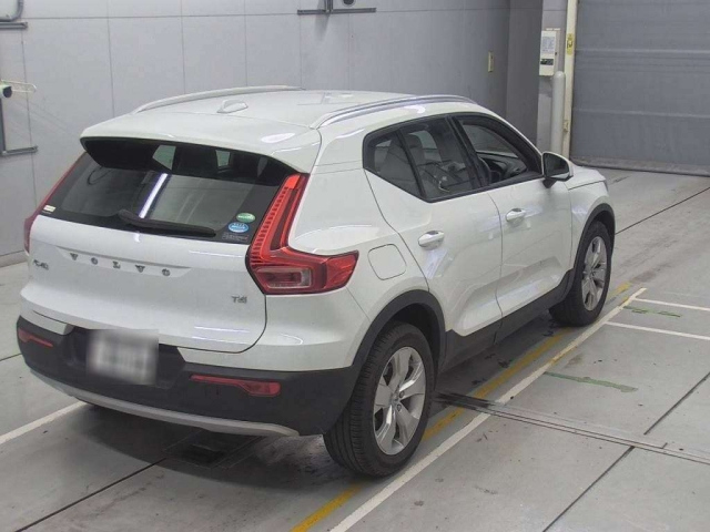 VOLVO XC40 2020
