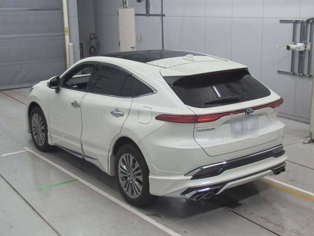 TOYOTA HARRIER 2021