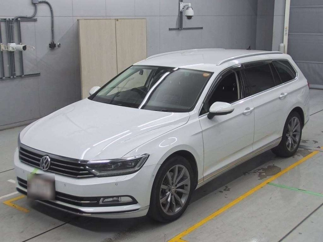 VOLKSWAGEN PASSAT VARIANT 2019