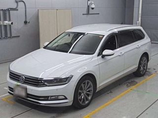 VOLKSWAGEN PASSAT VARIANT 2019