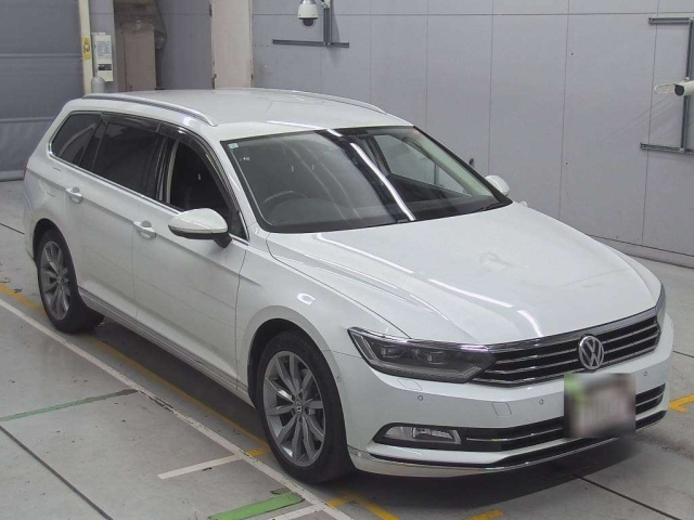 VOLKSWAGEN PASSAT VARIANT 2019