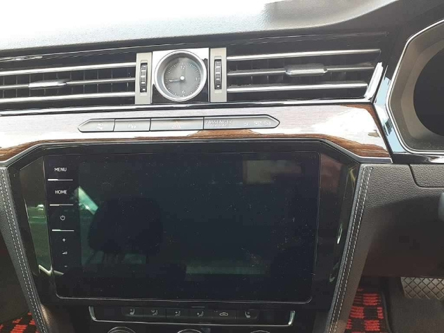 VOLKSWAGEN PASSAT VARIANT 2019