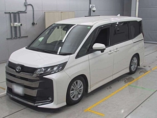 TOYOTA NOAH 2023