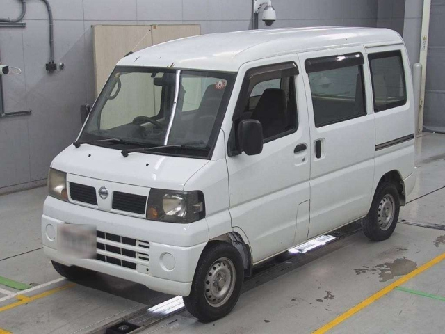 NISSAN CLIPPER VAN 2009