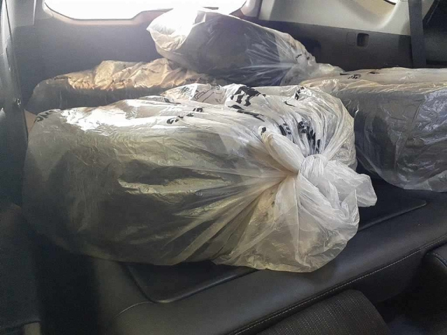 TOYOTA PRIUS ALPHA 2014