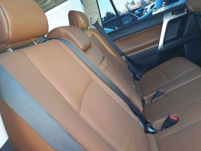 TOYOTA LAND CRUISER PRADO 2022