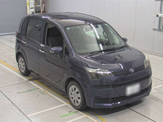 TOYOTA SPADE 2012