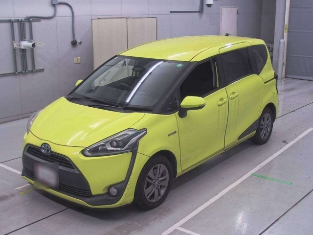 TOYOTA SIENTA 2016