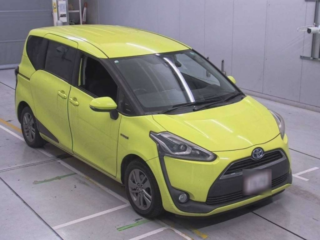 TOYOTA SIENTA 2016