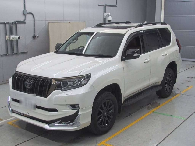 TOYOTA LAND CRUISER PRADO 2021