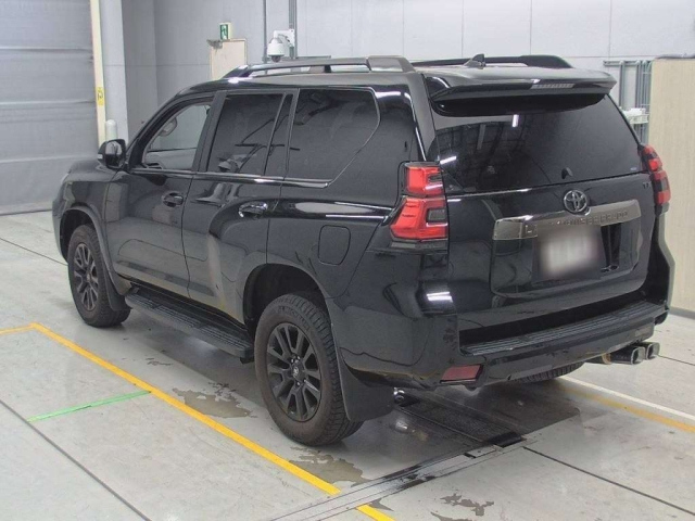 TOYOTA LAND CRUISER PRADO 2021
