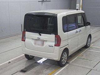 DAIHATSU TANTO 2015