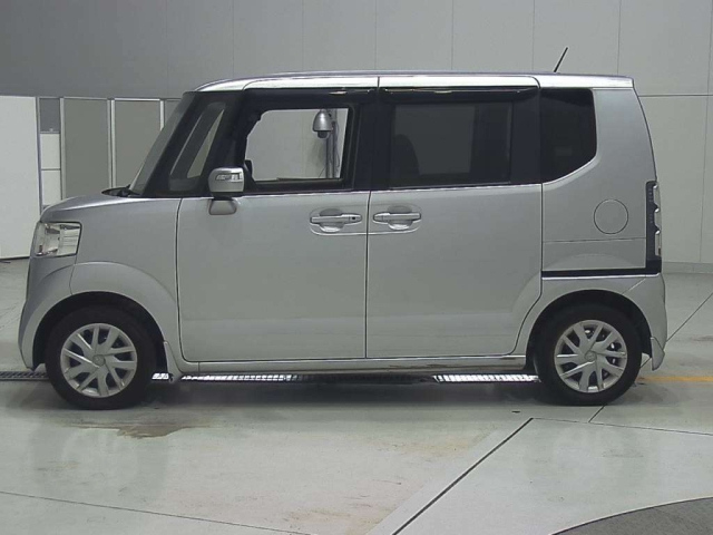 HONDA N BOX 2014