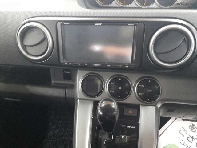 TOYOTA COROLLA RUMION 2011