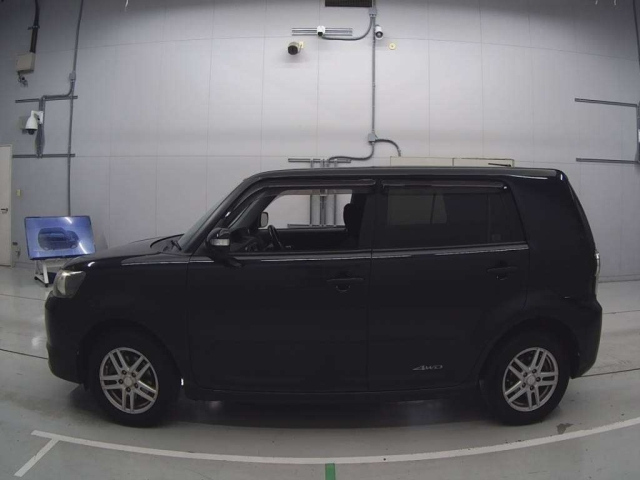 TOYOTA COROLLA RUMION 2011