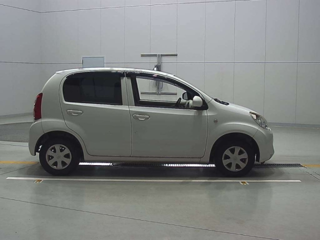 TOYOTA PASSO 2013