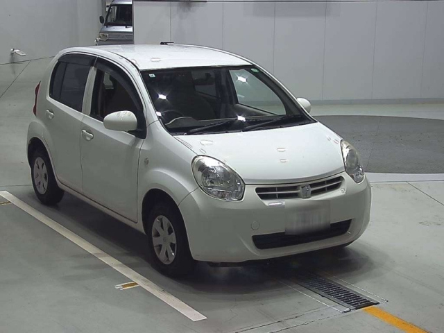TOYOTA PASSO 2013