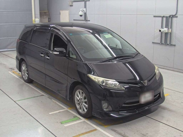 TOYOTA ESTIMA 2010