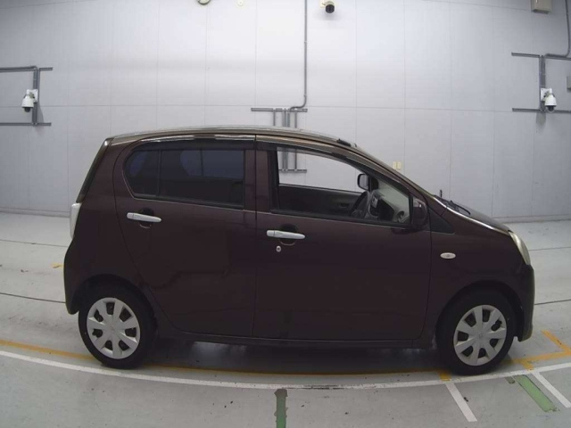 TOYOTA PIXIS EPOCH 2012