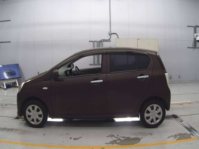 TOYOTA PIXIS EPOCH 2012