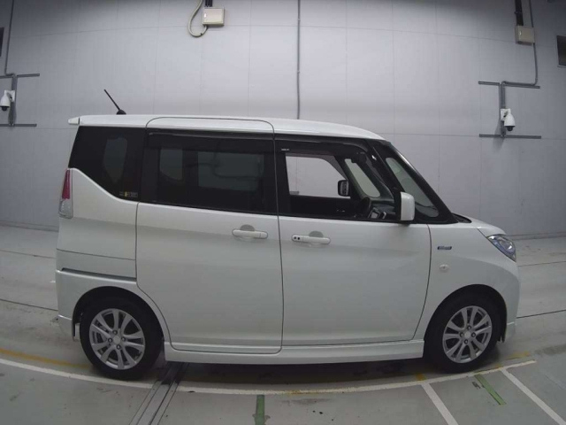 SUZUKI SOLIO 2015