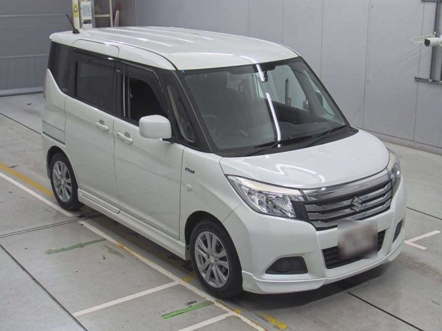 SUZUKI SOLIO 2015