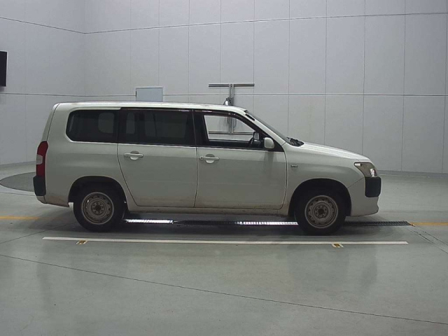 TOYOTA PROBOX 2015