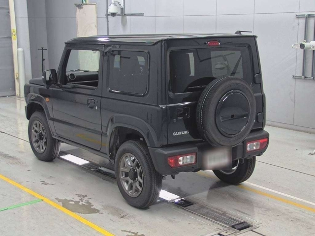 SUZUKI JIMNY 2025
