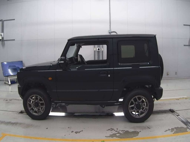 SUZUKI JIMNY 2025