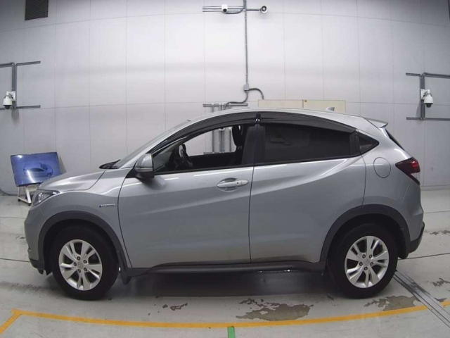 HONDA VEZEL 2015